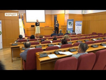 Trebinje: Obuka o mogućnostima finansiranja energetski efikasnih objekata (VIDEO)