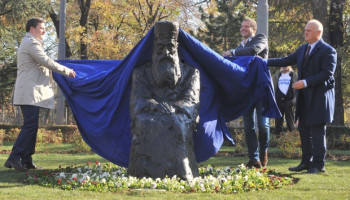 U Beogradu otkriven spomenik patrijarhu Pavlu 