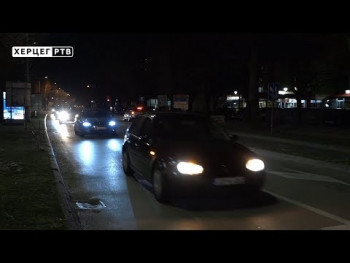 Tradicija: SNSD-ova pobjednička kolona ulicama Trebinja (VIDEO)
