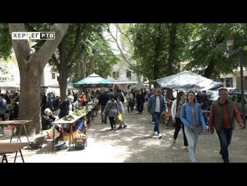 Na ulicama grada prava praznična atmosfera (VIDEO)