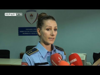 Gorio automobil zamjenika načelnika PU Trebinje (VIDEO)