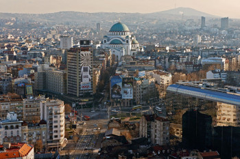 Za vikend skraćeno radno vrijeme, osim za prodavnice i apoteke