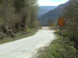 Zabranjen saobraćaj na putu Šćepan Polje za vozila teža od 16 tona