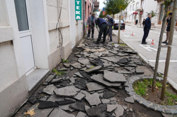 Počela sanacija trotoara u ulici Vuka Karadžića, uskoro i u Bregovima 