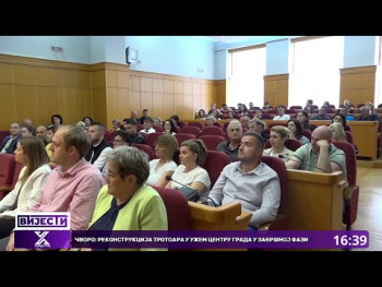 Trebinje: Stipendije za 90 studenata (Video)