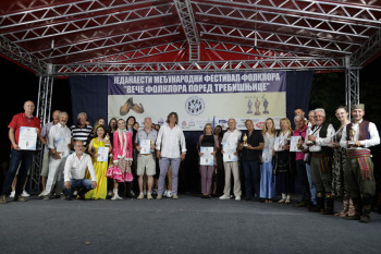 Završen festival veterana folklora - Gran pri osvojili ‘Bong Sen’ iz Vijetnama i ‘Junost’ iz Rusije 