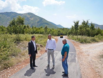 Asfaltiran put do Manastira Svetog Đorđa na Zupcima