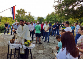 Crkva u Dračevu proslavila krsnu slavu