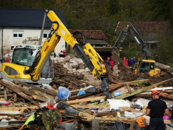 Najteža situacija u Donjoj Jablanici; Nastavlja se potraga za nestalima