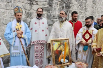 Manastir Zavala proslavio slavu: Veliki broj vjernika na Svetoj liturgiji